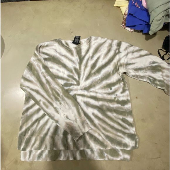 tie dyed sweatshirt - Picture 1 of 2